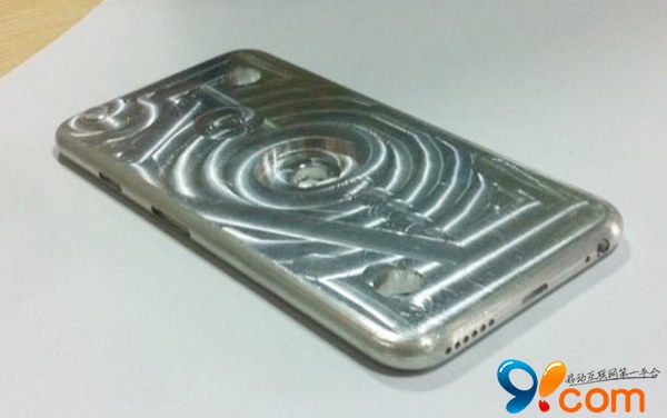 这是厂商制作保护壳时使用的iPhone 6模具？